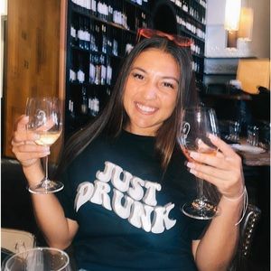 Meet your Posher, Chloe